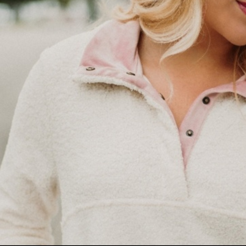 COZY FLEECE PULLOVER - Picture 3 of 3